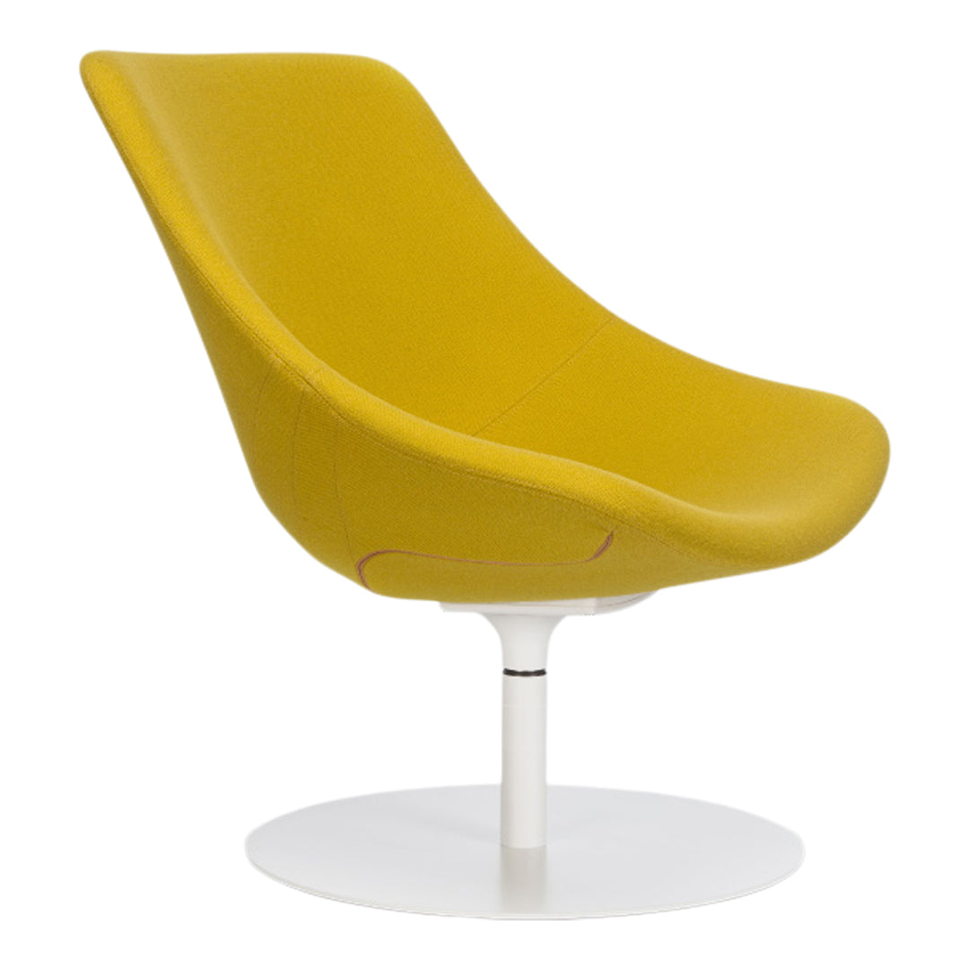 Auki Lounge Chair - Disc Base