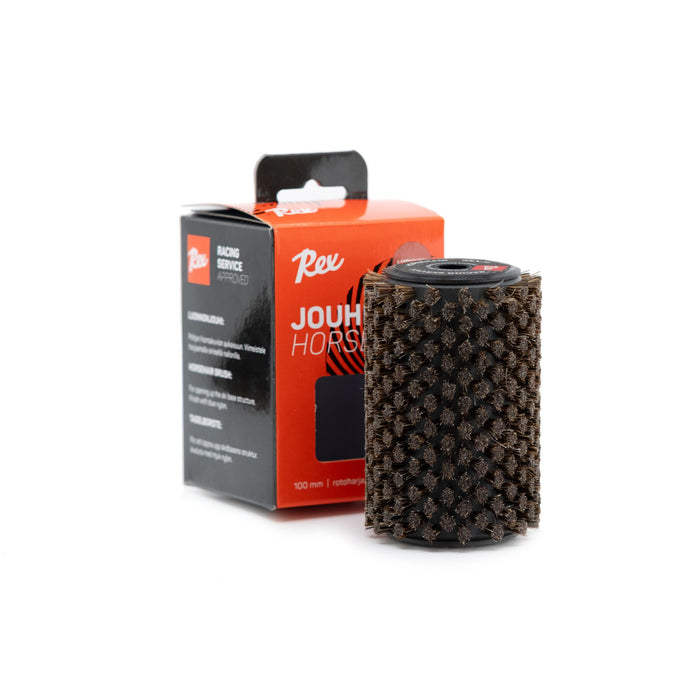 cross country skiing horsehair brush