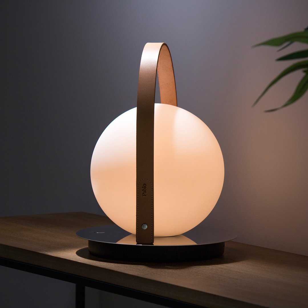 Bola Lantern