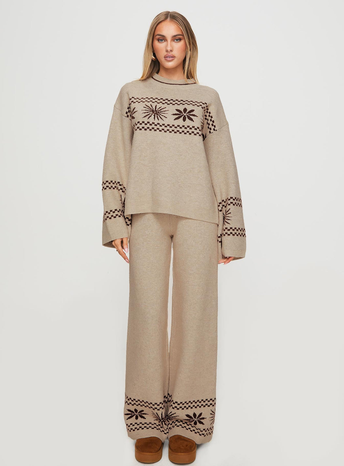 Anok Graphic Sweater Cream / Brown