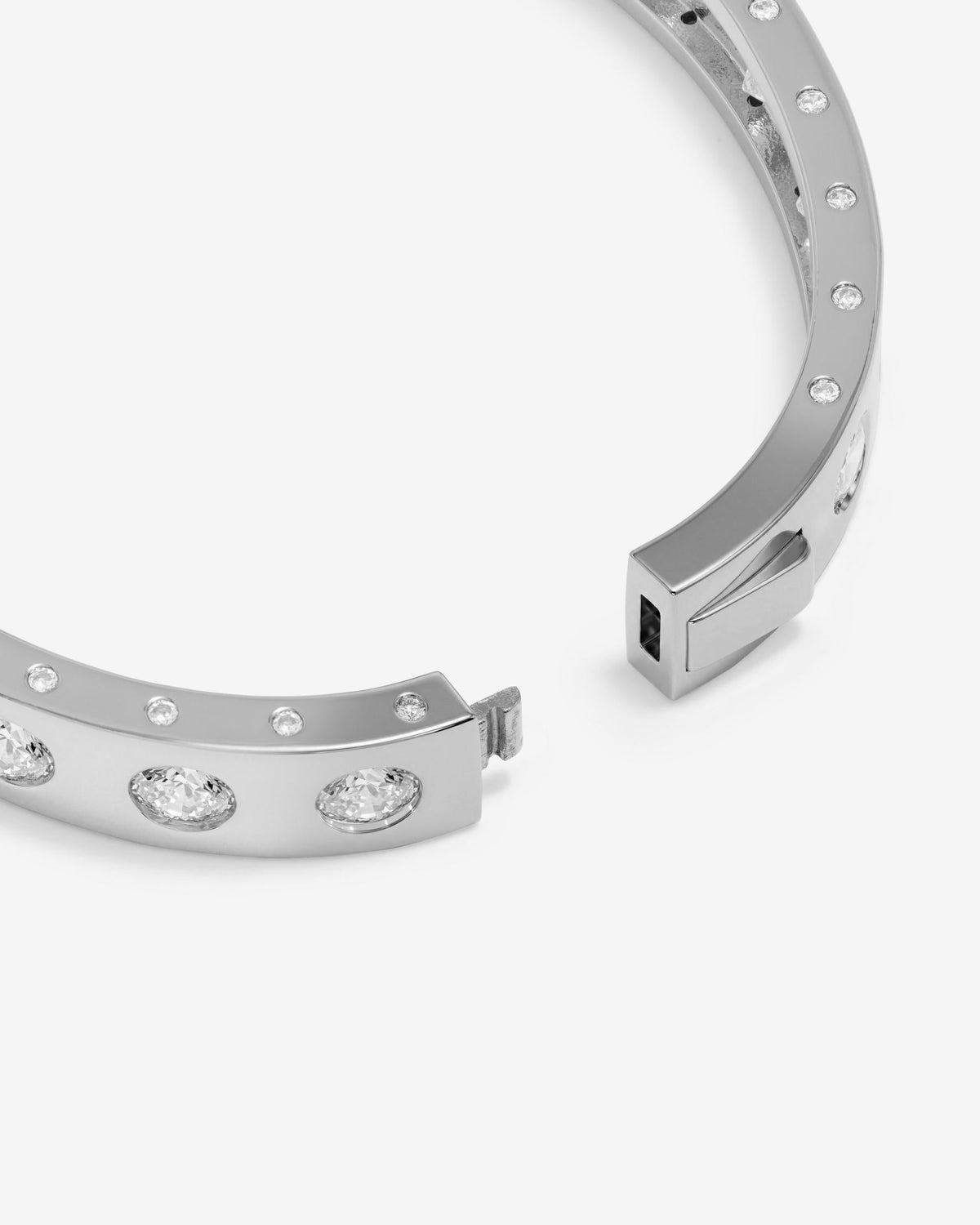 Ashley Rodeo Lock Cuff 9mm - Silver|White Diamondettes