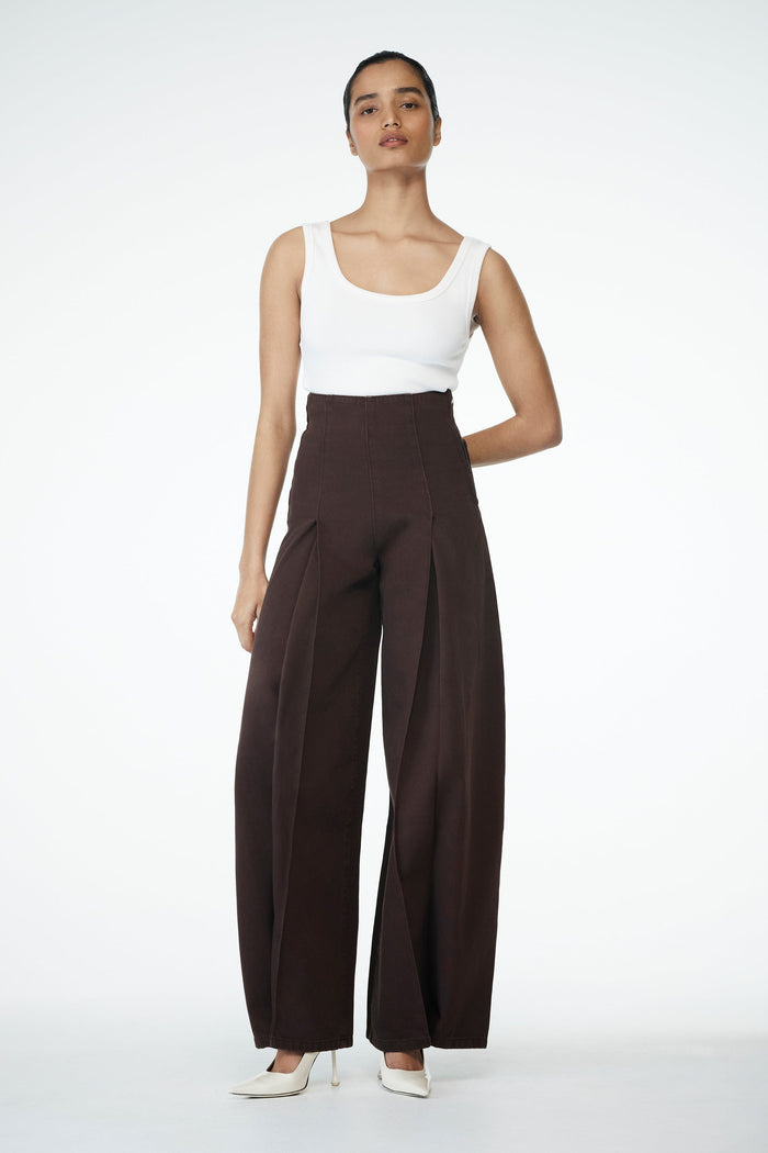 Beatrix High Rise Denim Jeans - Chocolate