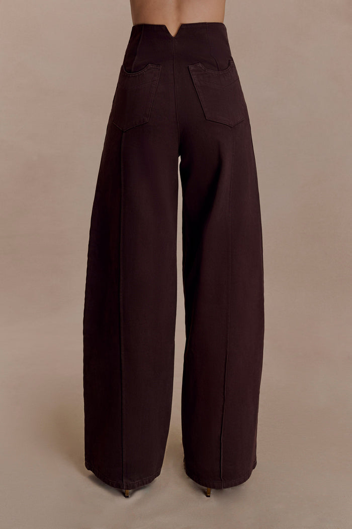 Beatrix High Rise Denim Jeans - Chocolate