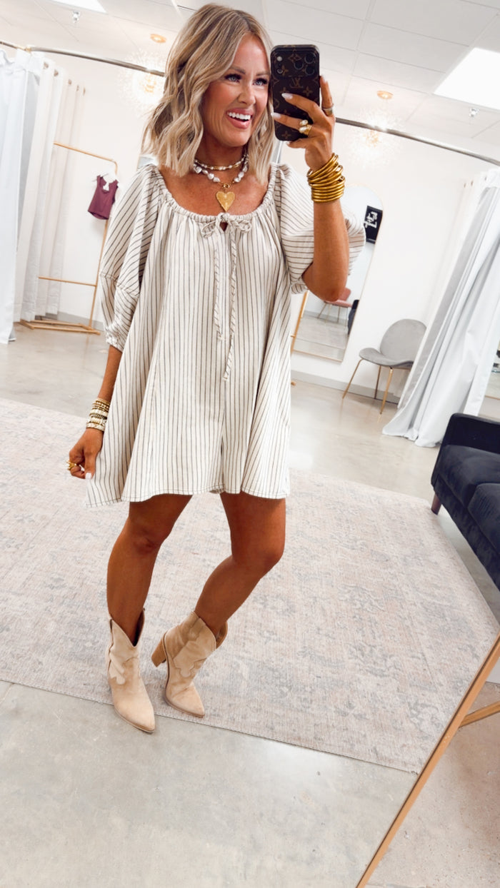 Brixley Bubble Sleeve Romper-Ecru/Blue