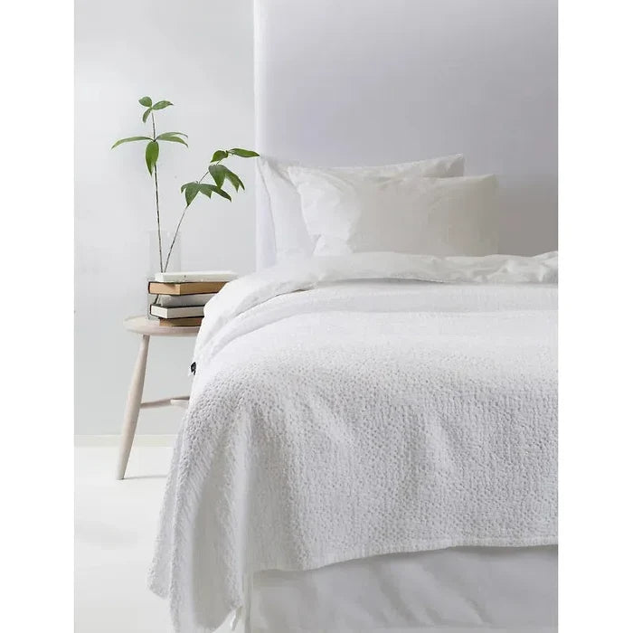 Dani Bedspread, White Eleish Van Breems Home