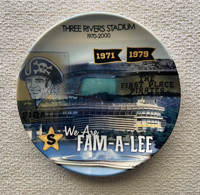 Pittsburgh Pirates Three Rivers Stadium Collectible Plate