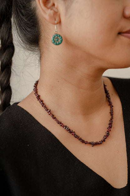 Red Garnet crystal chips necklace wine color