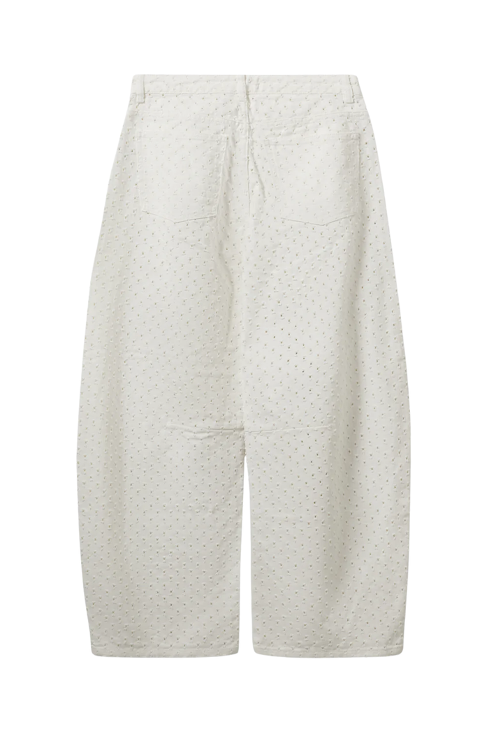 Sofie Schnoor Tomirsw Barrel Shape Jeans S262187 in off-white by Sofie Schnoor, shop Sofie Schnoor at Dotique