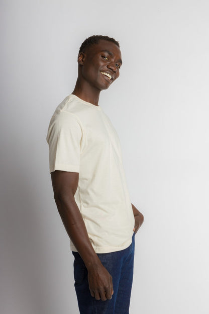 Tourist Unbranded | Men's Anti-Stain Logo-less Pocket-less Tee