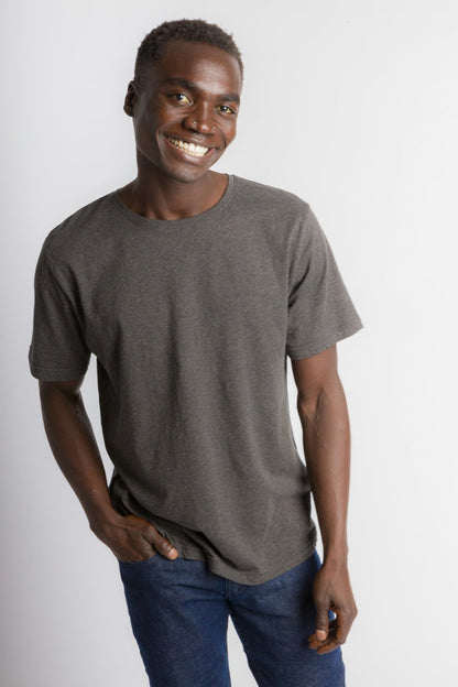 Tourist Unbranded | Men's Anti-Stain Logo-less Pocket-less Tee